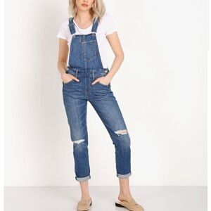 Levi’s Size Medium Fitted Overalls in So Over It Distressed Overalls Blue Denim